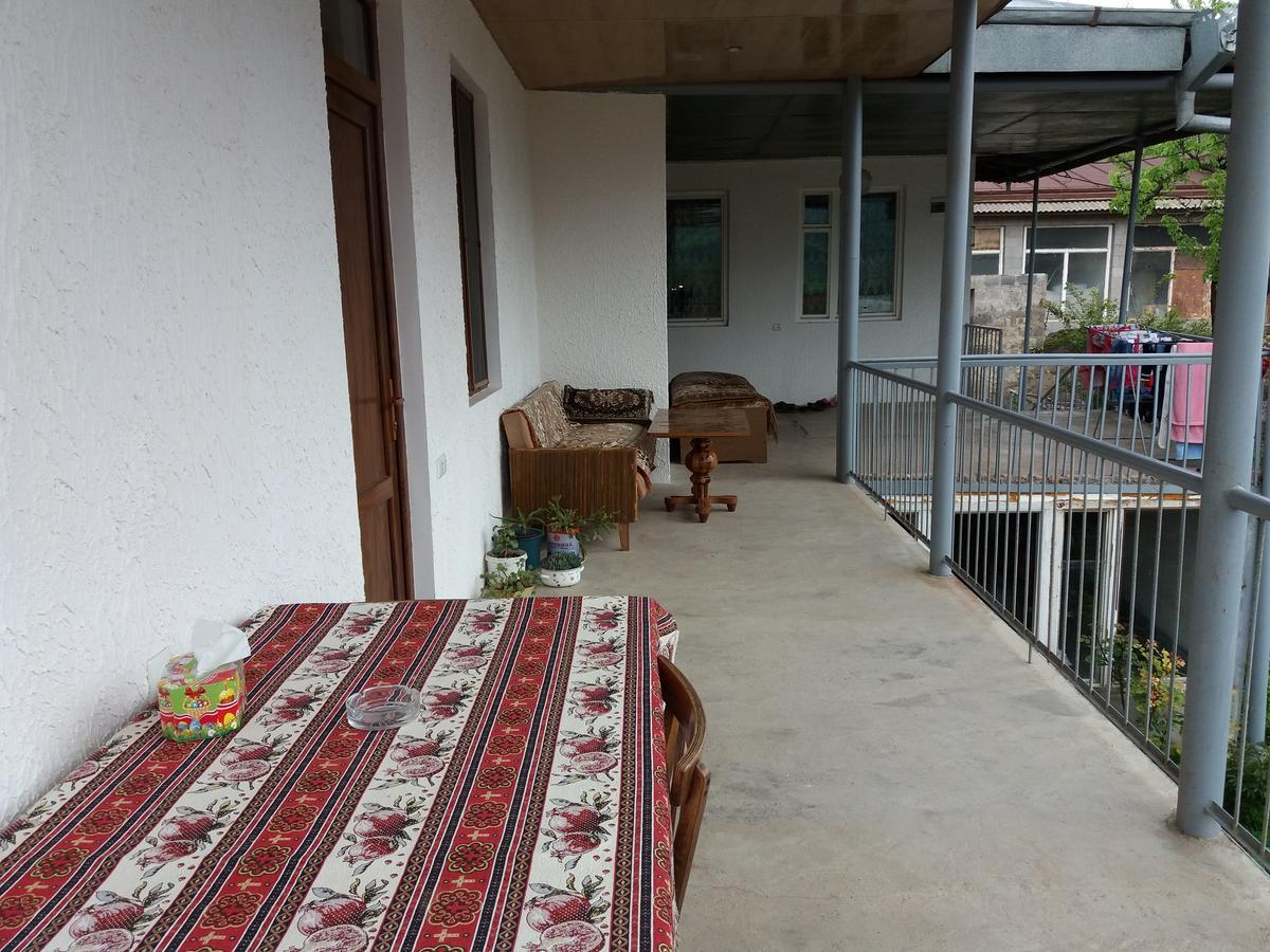 Aida Bed & Breakfast Tat'ev Bagian luar foto