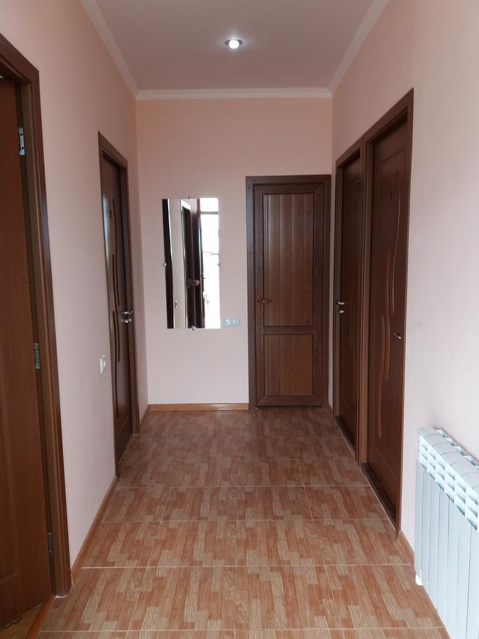 Aida Bed & Breakfast Tat'ev Bagian luar foto